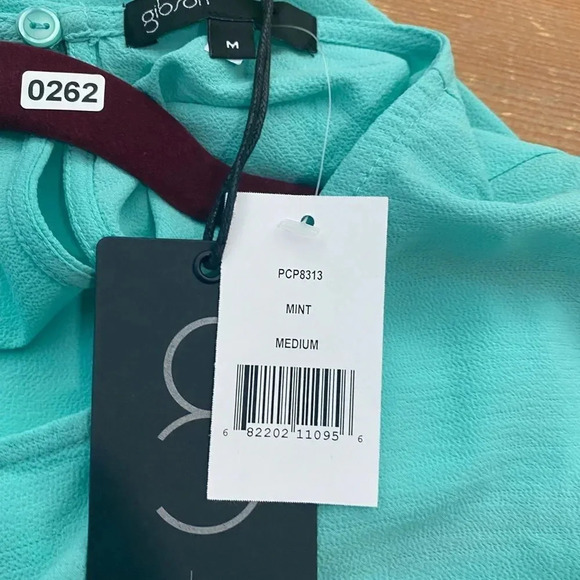 Gibsonlook X Fall Refresh Fancy Ashley Woven Scallop Top - Picture 6 of 7